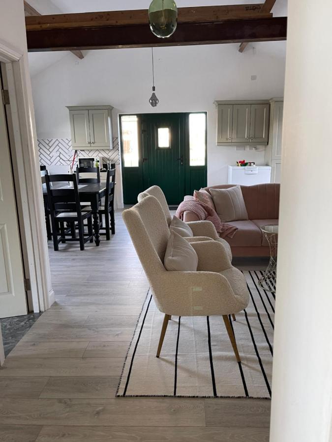 Cosy Apartment With Fire Stove Athlone Zewnętrze zdjęcie