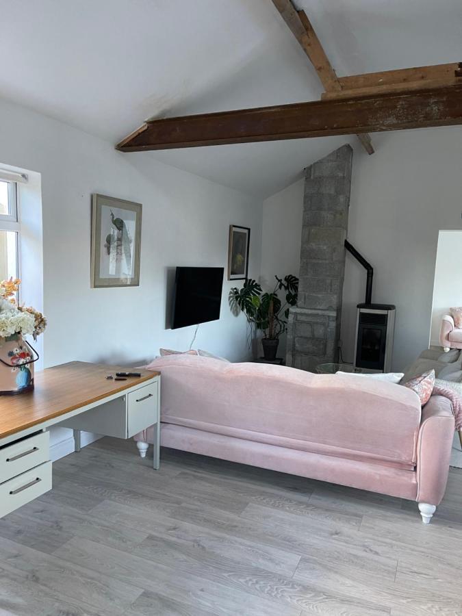Cosy Apartment With Fire Stove Athlone Zewnętrze zdjęcie